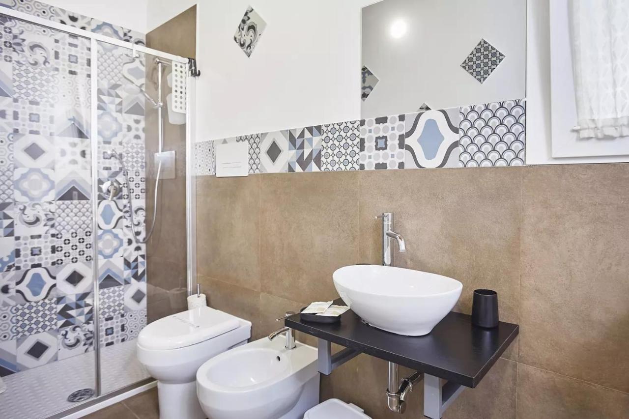 Casale Sammartano Apartments Ummari Luaran gambar